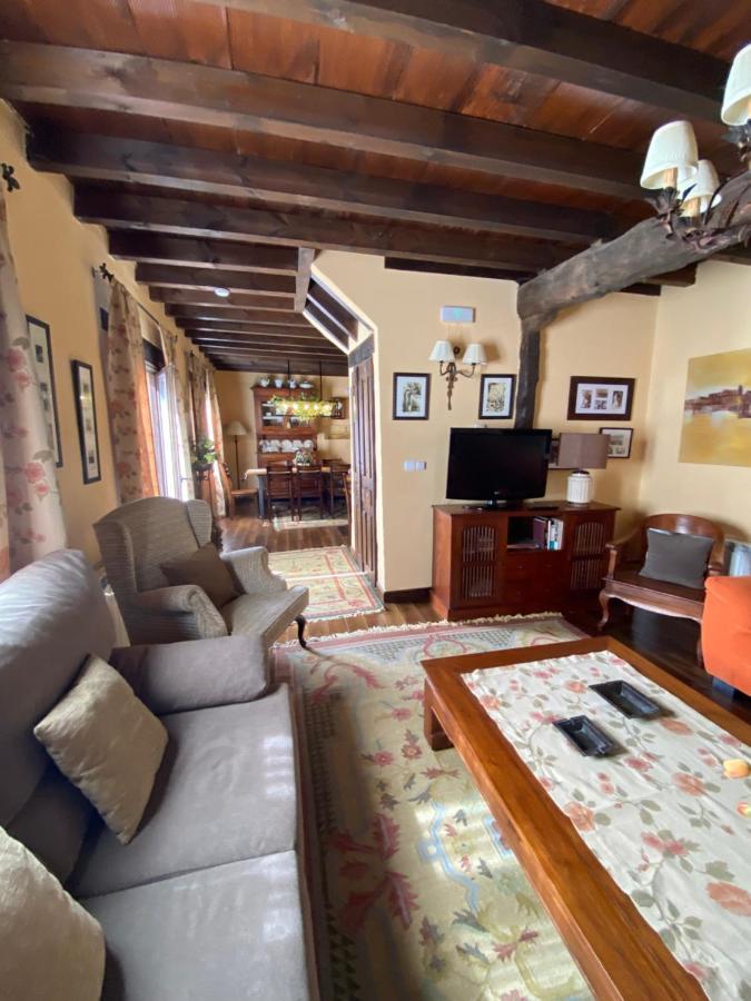 Casa Rural Dos Reales San Cristobal de Boedo Экстерьер фото